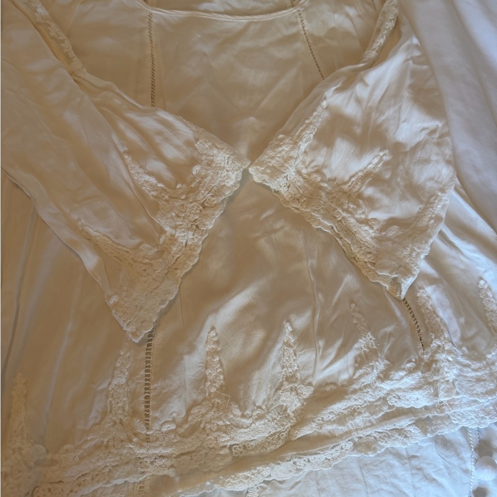 Solitaire Cream Lace Blouse
